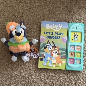 Toy and book Bluey